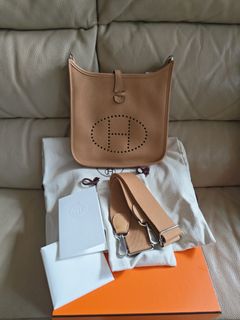 （分類：）位於 。 由 canccc 提交（商品編號 1461189724，圖片 1）。簡介： 。
