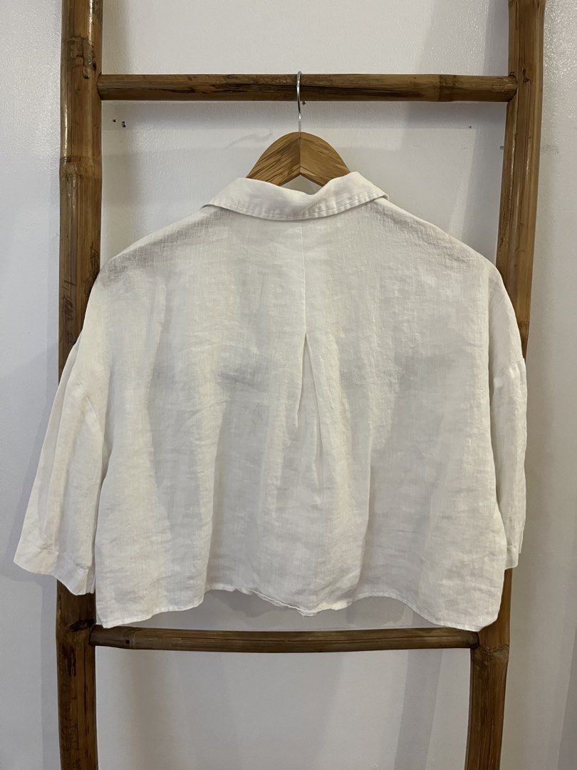 H&m linen shirt (Category: Shirts) located in Rizal. Submitted by jn_mdl (Listing ID 1461227791, Image 2). Description: .
