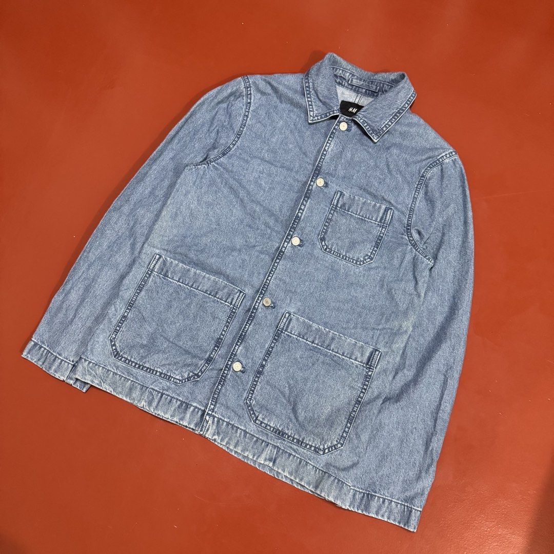 H&M SOFT DENIM JACKET (Category: Coats, Jackets and Outerwear) located in Pasig City. Submitted by buzzthrifty (Listing ID 1461228641, Image 1). Description: SIZE S-M 19x26 EXCELLENT CONDITION .