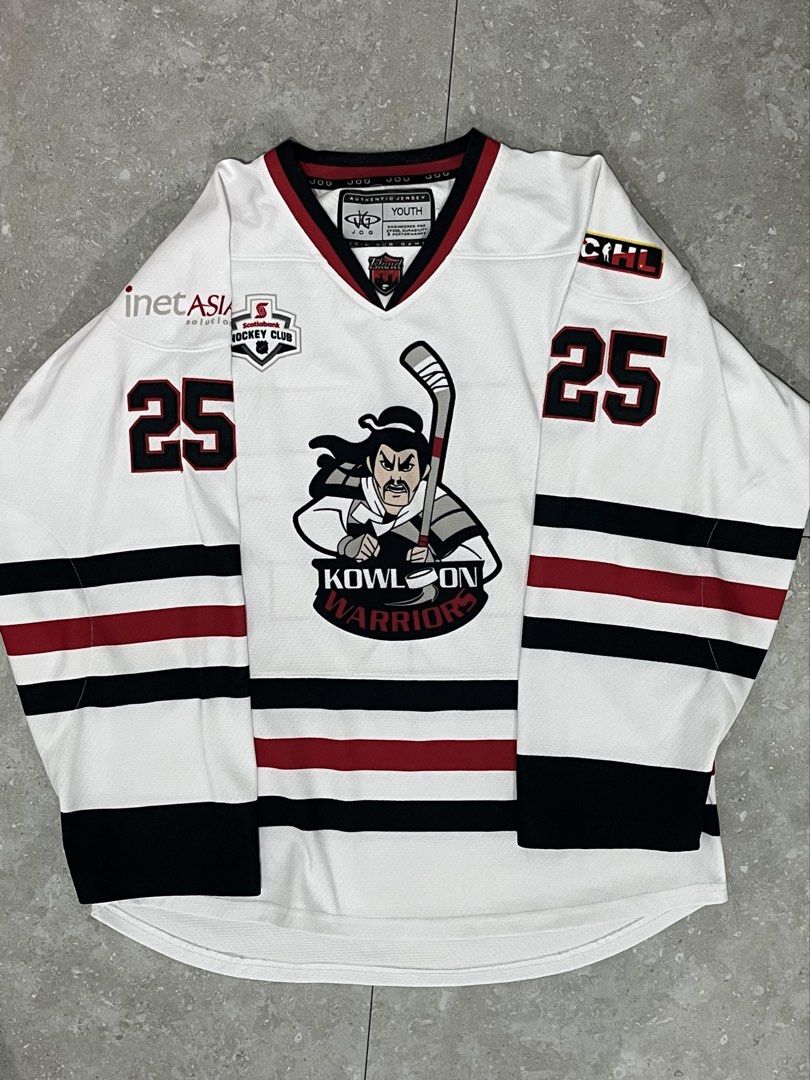 Hockey jersey (Category: Coats, Jackets and Outerwear) located in Batac City. Submitted by jhandelsol54743 (Listing ID 1461152729, Image 2). Description: BEST FIT TO MEDIUM TO LARGE 📌L 27 📌W21.6 NO ISSUE 📩PRICE DM/PM.