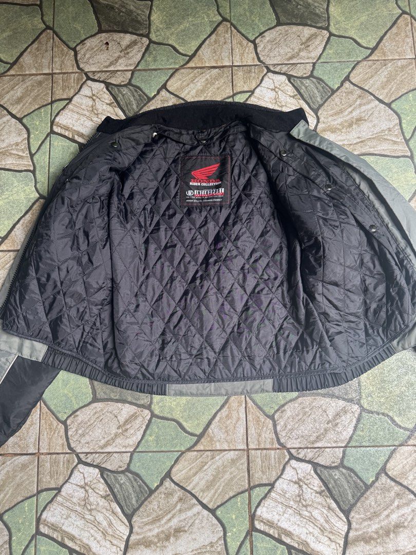 HONDA GOLDWING RIDING JACKET (Category: Coats, Jackets and Outerwear) located in Manila. Submitted by puremoon.deer (Listing ID 1461147353, Image 3). Description: FOR SALE HONDA GOLDWING RIDER COLLECTION RIDING JACKET BLACK NYLON QUILTED NO ISSUE EXCELLENT CONDITION SMALL on TAG 22x22.5 SHOULDER to SHOULDER 20 SLEEVE LENGTH 23.