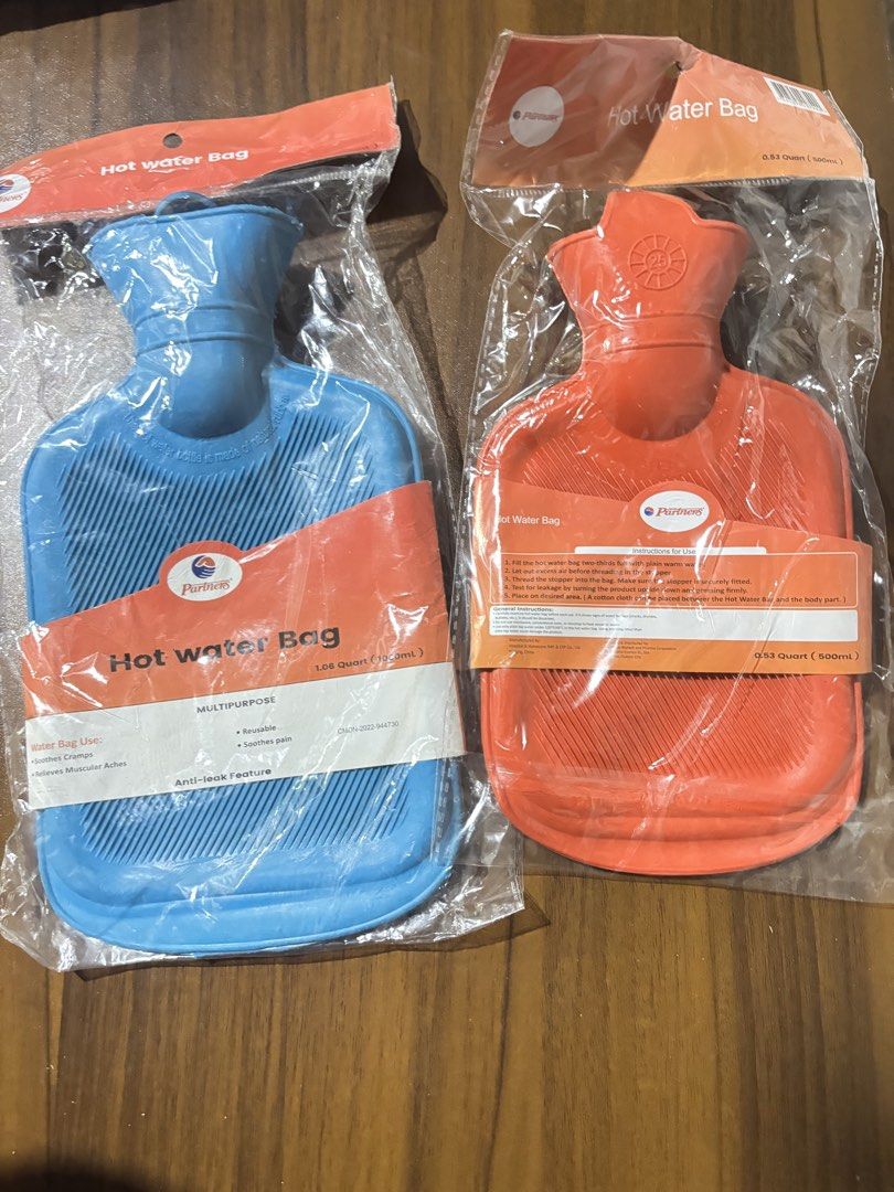 Hot Waterbag (Category: Medical Supplies & Tools) located in Manila. Submitted by rosel2001 (Listing ID 1461285913, Image 1). Description: - Brand: Partners - Type: Hot Water Bag - Features: Anti-leak design, durable material - Benefits: Soothes menstrual cramps, relieves muscle aches - Available Colors: Blue, Orange - Multipurpose use.
