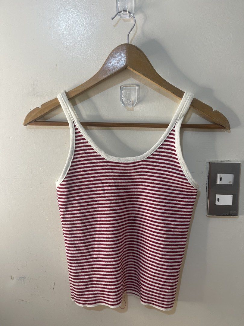 HQ Knit white-red stripes top S/m (Category: Sleeveless) located in Baguio. Submitted by buyforless_2600 (Listing ID 1461262546, Image 1). Description: .