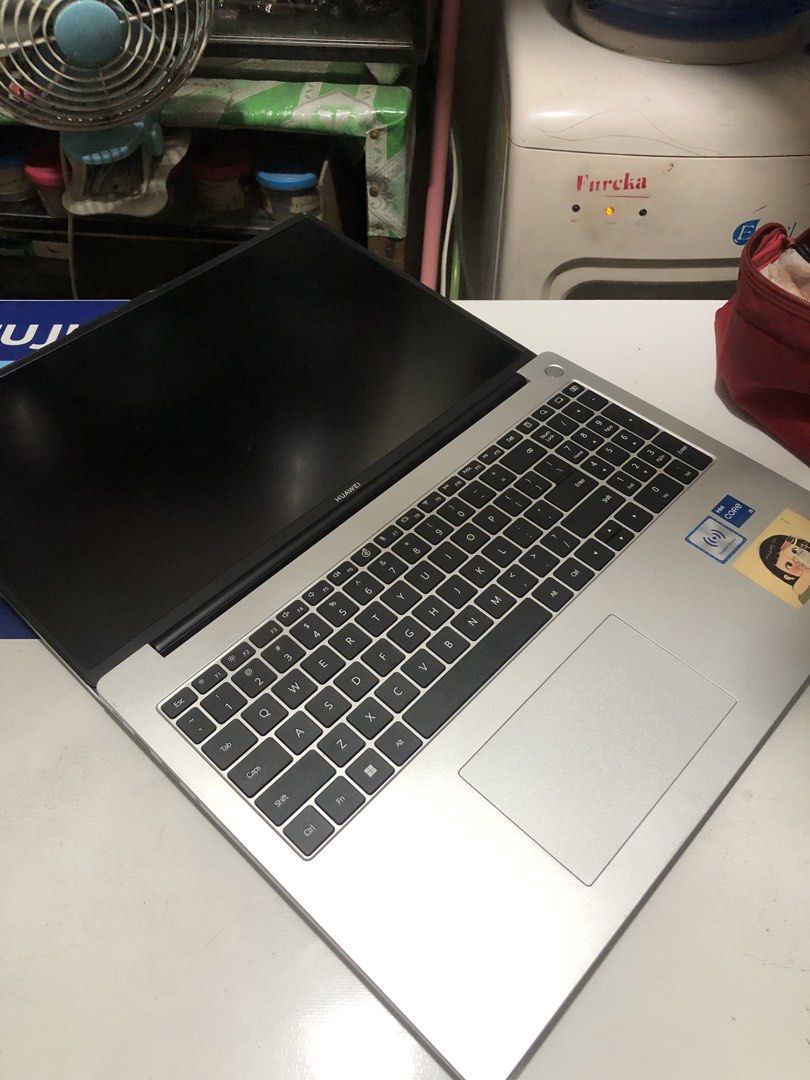 Huawei Matebook D16 (2024) UnderWarranty (Category: Laptops & Notebooks) located in Cebu City. Submitted by leinnie036 (Listing ID 1461203211, Image 2). Description: ( Warranty until April 1 2027 ✅ with two-way delivery (no walk in to get this laptop parts changed for free) hassle free ) 📌 : 16-inch display | 180° lay-flat hinge Processor: 12th Gen Intel(R) Core(TM) i5-12450H (2.00 GHz) RAM: 8GB DDR4 Storage: 512GB (477GB usable) 128MB Graphics 