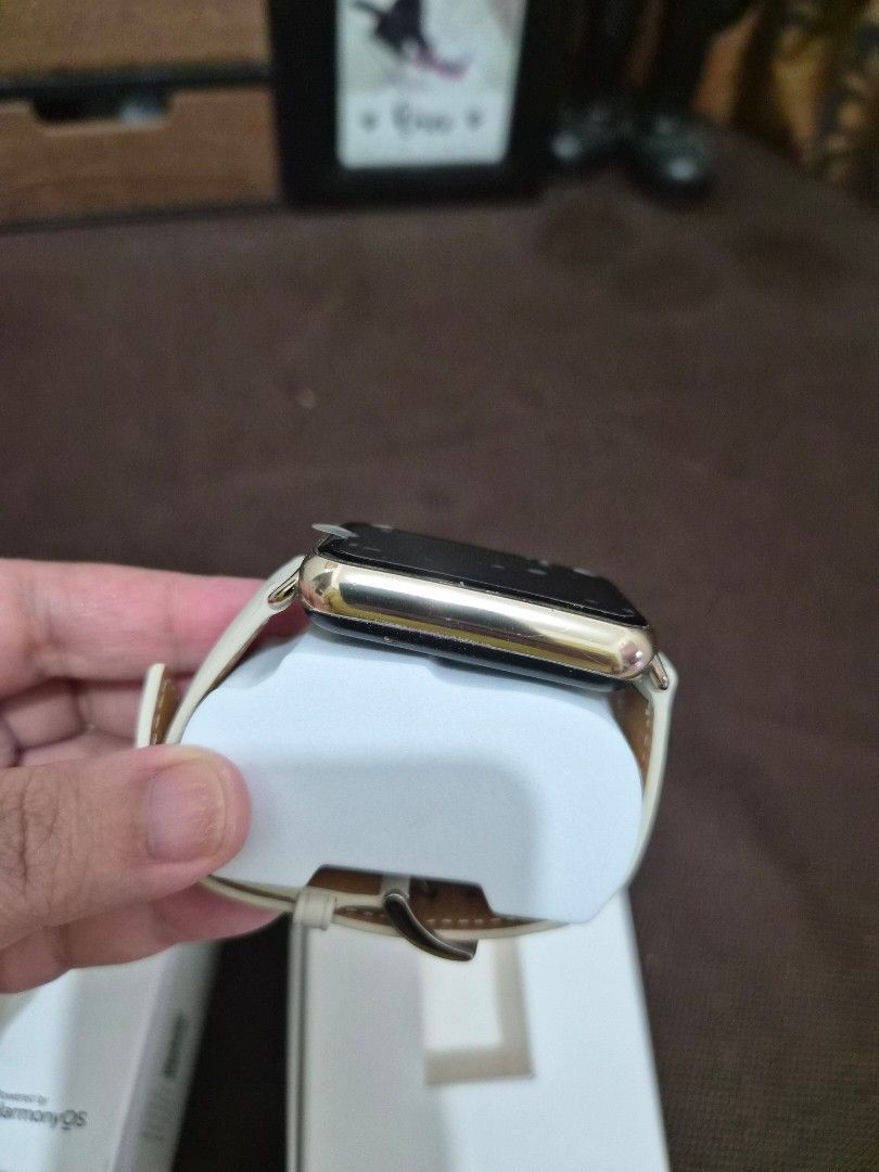 Huawei Watch Fit 2 – White/Gold | Complete Set (Category: Wearables & Smart Watches) located in Manila. Submitted by oncelovedcj (Listing ID 1461323214, Image 3). Description: Huawei Watch Fit 2 with a clean white and gold finish. Barely used and well-maintained. Screen still has its protective film. ✨ Condition: Like new – barely used, well-kept ⌚ Model: Huawei Watch Fit 2 🎨 Color: White / Gold 📦 Includes: Original box, charging cable and manu