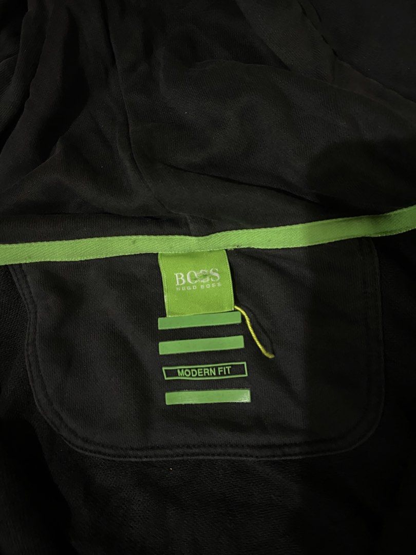 Hugo boss (Category: Coats, Jackets and Outerwear) located in Tagum. Submitted by kensemblan35155 (Listing ID 1461208712, Image 3). Description: .