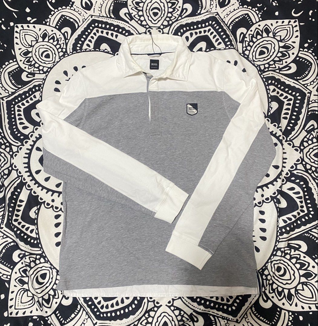 Hugo boss (Category: Luxury Apparel) located in Surigao. Submitted by santostris12676 (Listing ID 1461264260, Image 1). Description: Large on tag Dimensions 21.5x27 Excellent condition Need wash .
