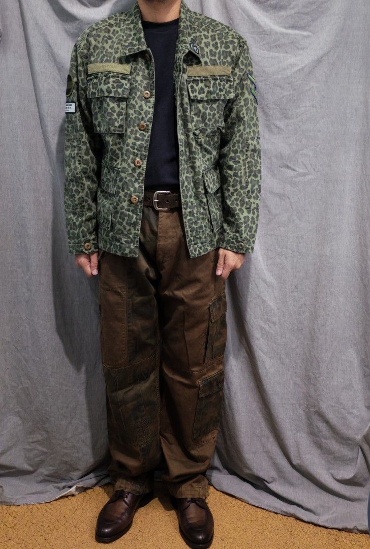 hype leopard print camo utility jacket (Category: Coats, Jackets and Outerwear) located in Baguio. Submitted by used_clothing2600 (Listing ID 1461284915, Image 2). Description: Hype leopard print camo utility jacket good condition minimal signs of usage size small pit to pit 22.5 length 26.5 shoulders 19.5 sleeve length 23.5 P 580.