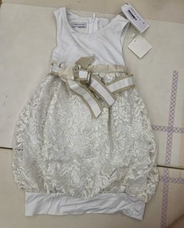 （分類：）位於 。 由 ayleys.c 提交（商品編號 1461234303，圖片 1）。簡介： 。