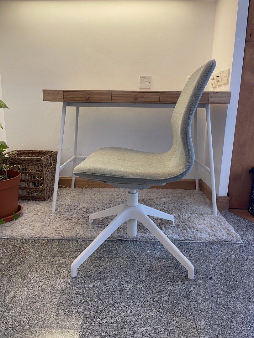 IKEA chair (LANGFJÄLL) （分類：椅子）位於 Hong Kong。 由 the.youss 提交（商品編號 1461194036，圖片 3）。簡介： Model: LANGFJÄLL Original price:$1499 HKD。