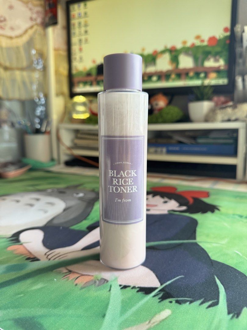 I’m From Black Rice Toner (Category: Face Care) located in San Pedro. Submitted by kylcart (Listing ID 1461211110, Image 1). Description: - Never been used - Original Price ₱985 - pls dm me for more inquiries 𐙚 MOD: J&T / Lalamove 𐙚 MOP: GCash/Bank Transfer 𐙚 Ship from Laguna, PH 𐙚 5-7days ship out 𐙚 No rush shipping 𐙚 Buyer shoulders sf 𐙚 Packed safely & securely / with proof ♡.