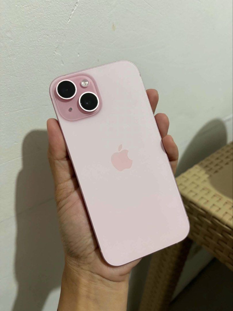 Iphone 15 128gb pink RUSH‼️ (Category: iPhone 15 Series) located in Calamba. Submitted by zen_shasha (Listing ID 1461123139, Image 1). Description: RUSHHH‼️ iphone 15 128gb PINK -no issue -w box and charger -FU -no history of repair -no dents/ 99%smooth rfs-badly need funds pwede lalamove sa malayo 📍LAGUNA.