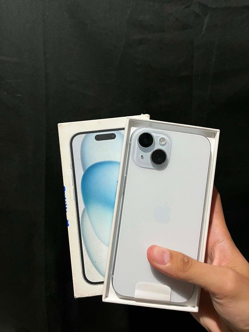 IPHONE 15 (Category: iPhone 15 Series) located in Silang. Submitted by appleflips (Listing ID 1461299178, Image 3). Description: Sale or Trade? Details: - iPhone 15 | Mist Blue - 128gb (Storage Capacity) - 88% bh (Original not boosted) - Warranty: Nov 27 2026 - Local variant NTC approved - Anysim (Tm, Globe, Smart, Sun, Tnt, Gomo, Dito) - 100% Original Parts Inclusions: - Unit, Cases, Cord, Box Noted: Pristine Condition & Fresh Brandnew Condition