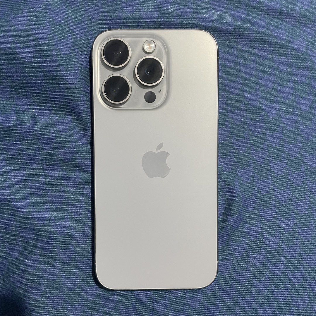 Iphone 15 Pro 128GB (Category: iPhone 15 Series) located in Pasig City. Submitted by zaphree (Listing ID 1461116906, Image 1). Description: ‼️Please read before sending a message. Most of the information ay nasa description/photos na. Thank you. iPhone 15 Pro 128GB - Natural Titanium No scratch sa screen. Pwede mo din check upon meet. ✅ Factory unlocked | Z/PA Variant ✅ Face ID working ✅ True Tone working ✅ No iCloud issue. Unli Reset. ✅ 95% batt