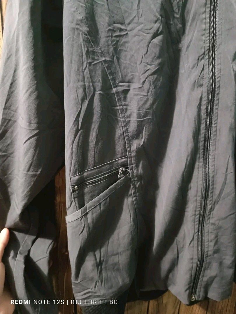IRG ELEVATE Quick Dry Scrub Jacket (Large on Tag) (Category: Others Tops) located in Baguio. Submitted by ogiesiomai23 (Listing ID 1461190800, Image 3). Description: Tap and Swipe for Actual Photos and Details IRG Elevate Scrub Jacket Dimes (Zippered) W: 46" L: 26" Shoulders Width: 18" Arms Length: 25" Arm Hole: 18" (9") Tag: Large 3 Pockets (2 Patch + 1 Zip) Rib-Knit Ribbings Quick Dry Tela Nababanat Tela Pewter Condition: Like New to Good as Ne