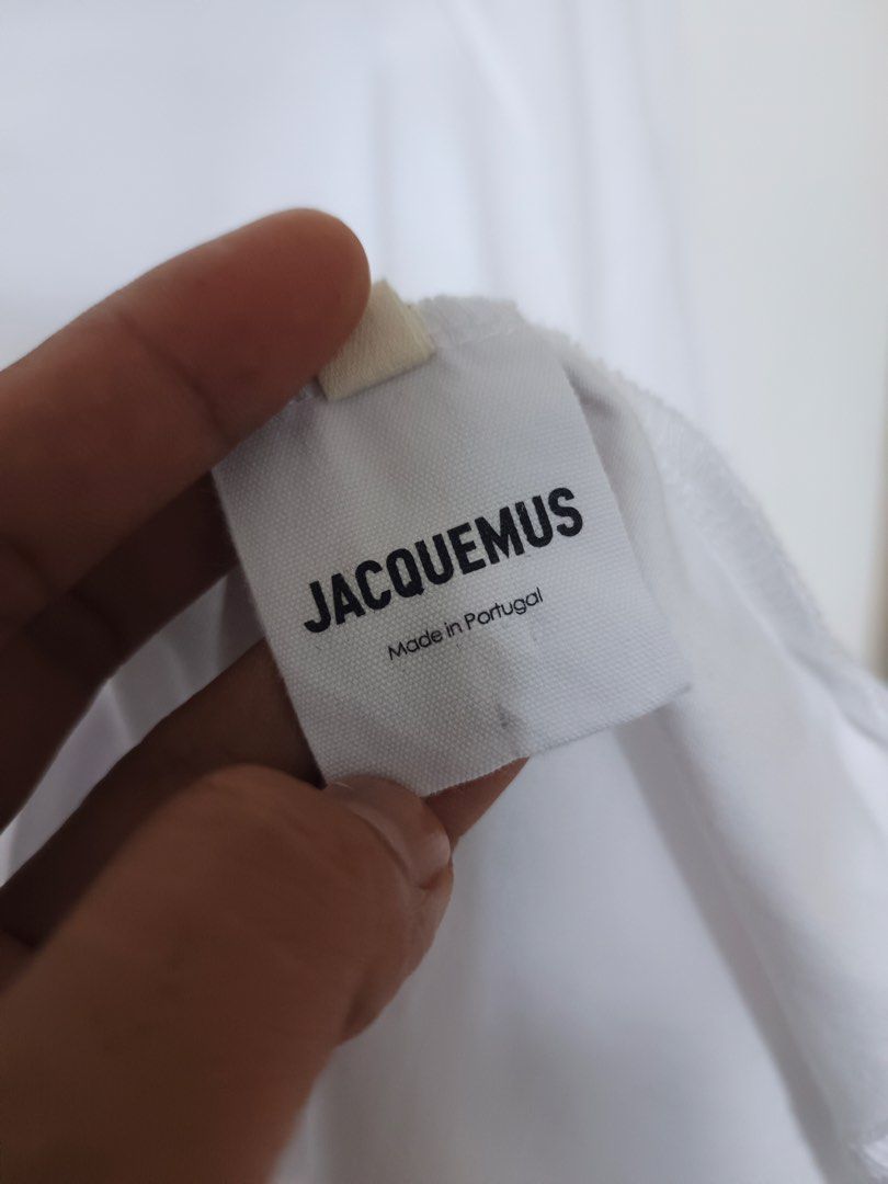 JACQUEMUS (Category: Tshirts & Polo Shirts ) located in Dasmarinas. Submitted by jessputrages (Listing ID 1461287767, Image 3). Description: For sale JACQUEMUS Excellent condition No issue 2000 plus shipping fee Pm for more details.