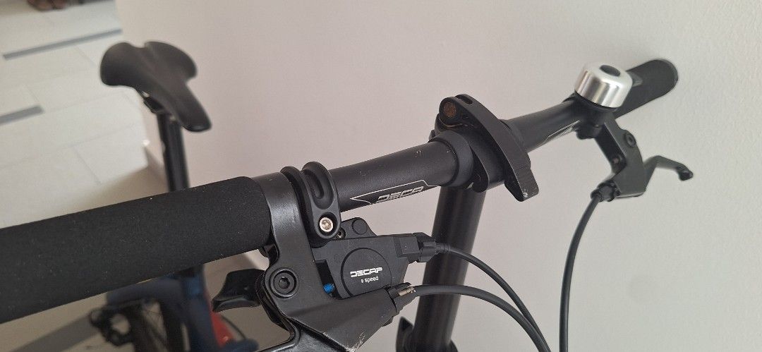 JAVA X3 (Category: Bicycles) located in Singapore. Submitted by mchuakm (Listing ID 1461186913, Image 3). Description: - Blue JAVA folding bike - Good condition as hardly used - 16-inch wheels - Disc brakes - Adjustable handlebars and seat post for comfort - Perfect for commuting or easy storage - Can be folded to carry on public transport. - price includes delivery.