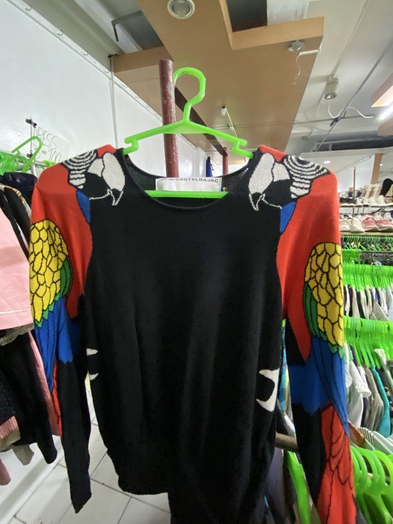 JC de CASTELBAJAC (Category: Longsleeves) located in Manila. Submitted by saint.m (Listing ID 1461235244, Image 1). Description: Size M No issue.