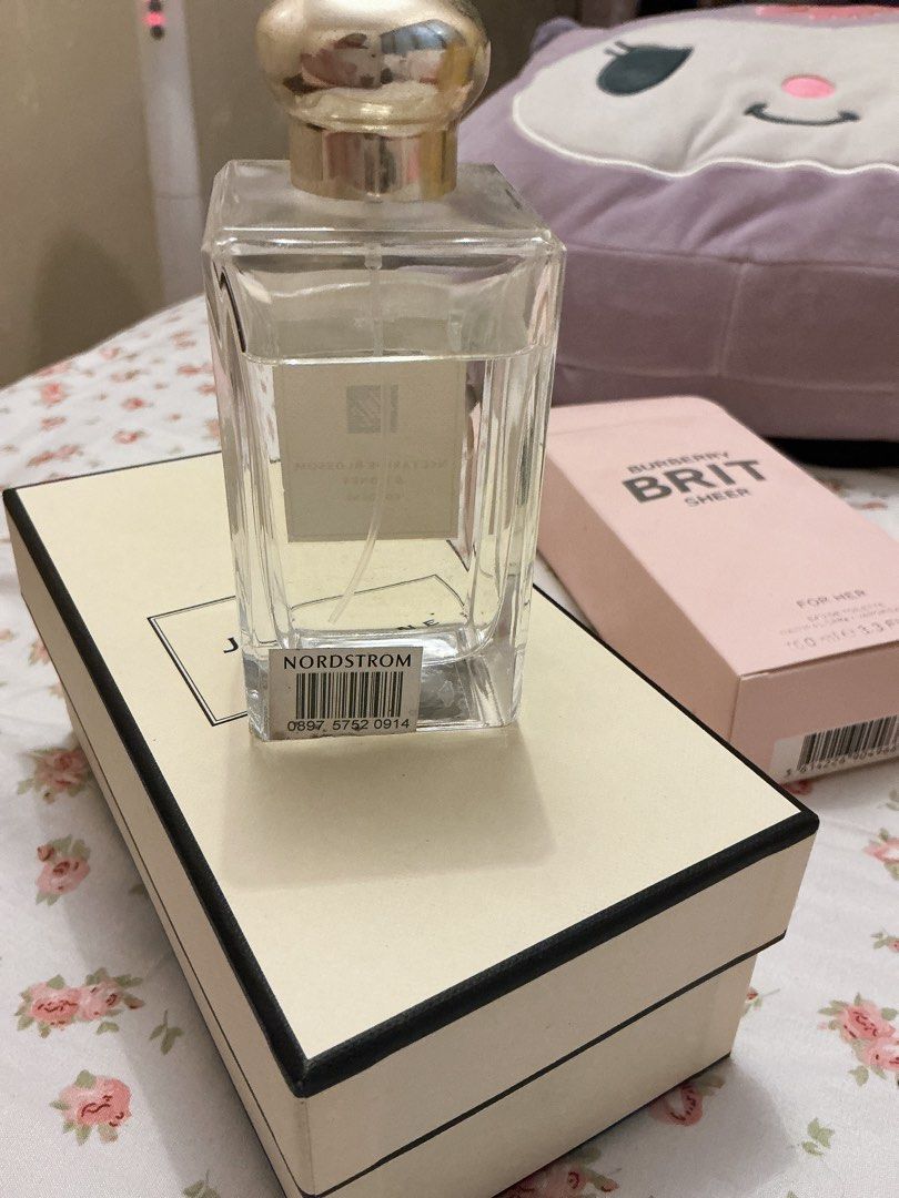 Jo malone 100ml (Category: Fragrance & Deodorants) located in Manila. Submitted by kachomii (Listing ID 1461312186, Image 3). Description: Lightly used.