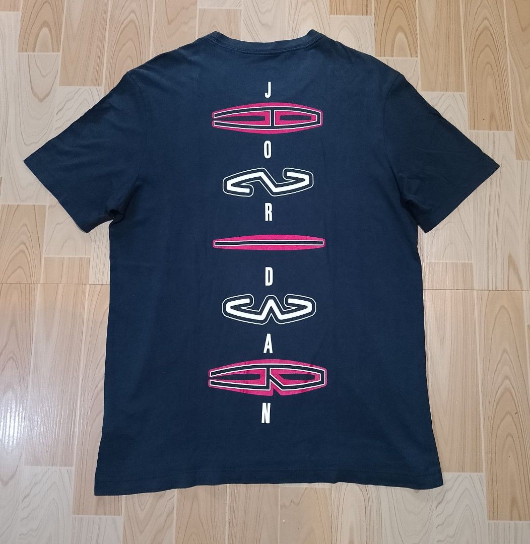 Jordan Air T-Shirt Black (Category: Tshirts & Polo Shirts ) located in San Jose del Monte. Submitted by azetor (Listing ID 1461131266, Image 1). Description: - Black Jordan T-Shirt - Air Jordan graphic on front - Vertical Jordan text graphic on back - 100% Cotton - Ideal for casual wear - size large on tags - measurements - chest 20 - length 27 - color rate 9.5/10 - great condition .