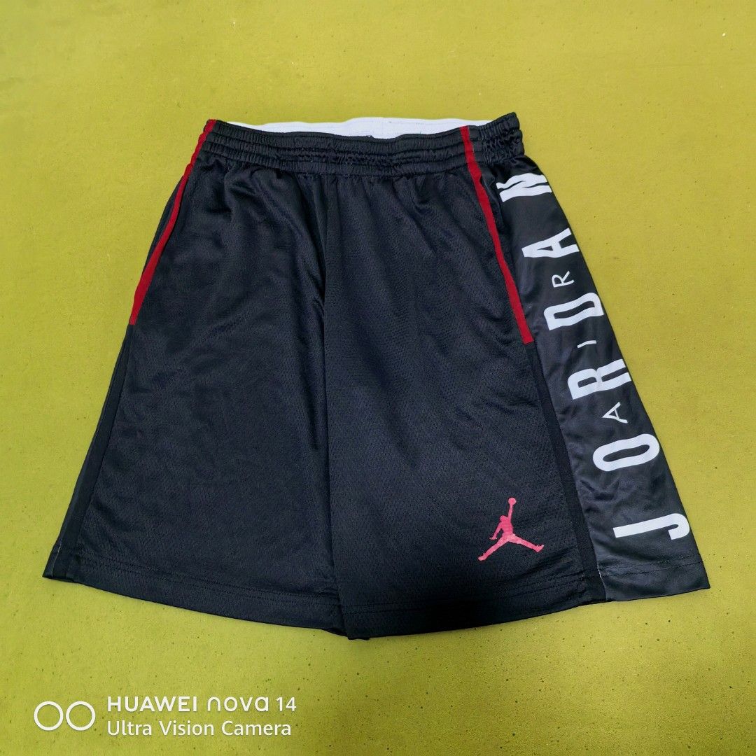 Jordan script (Category: Shorts) located in Makati City. Submitted by sujpresko.thriftshop (Listing ID 1461218638, Image 1). Description: Jordan script bred shorts 599 M adult No issue Makati loc Meets n shipp Pm.