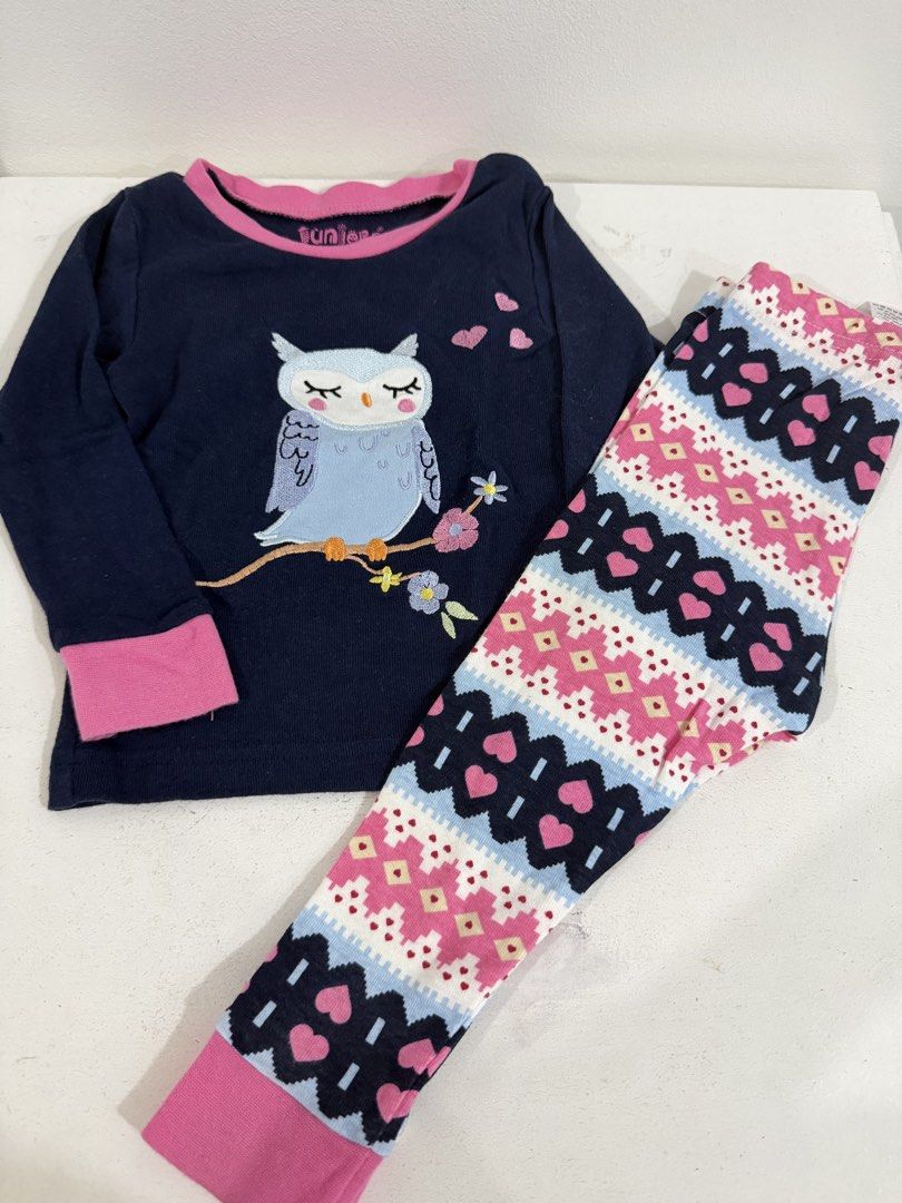 Juniors Owl Pajama Set 0-6 Months (Category: Babies & Kids Fashion) located in Pasig City. Submitted by tinylittlestore (Listing ID 1461260192, Image 1). Description: - Cute navy blue long-sleeve pajama top - Adorable sleepy owl graphic - Pink scalloped neckline and cuffs - Matching leggings with pink, blue, and white heart and diamond pattern - Made in Korea - Perfect for cozy bedtime.