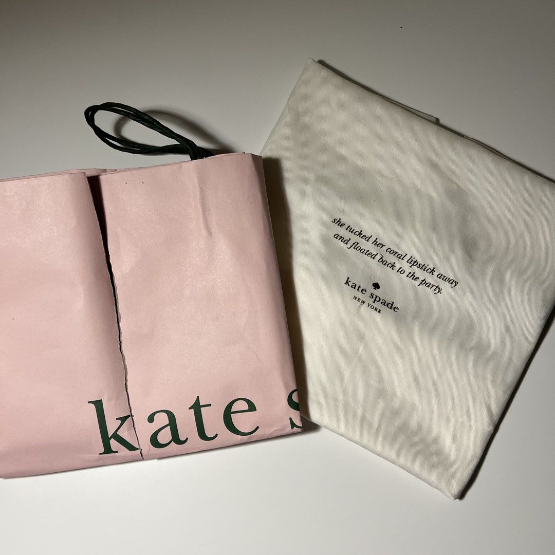 Kate Spade Marti Large Tote Bag (Category: Luxury Bags & Wallets) located in Valenzuela. Submitted by shai.vd (Listing ID 1461121964, Image 2). Description: Kate Spade Marti Large Tote Bag 🧸🍒 condition: excellent, brand new inclusions: Kate Spade authentic dust bag, Kate Spade authentic paper bag, stickers ₱4,850 dm to purchase 💓.