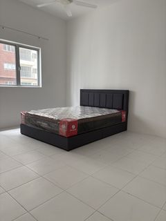 (Category: ) located in . Submitted by quefurnituretrading (Listing ID 1461276748, Image 1). Description: .