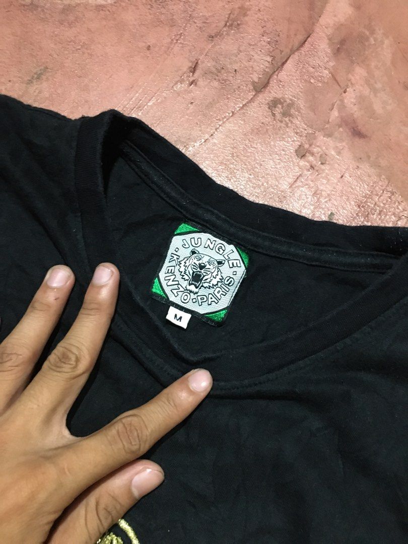 KENZO PARIS Tshirt (Category: Activewear) located in Cagayan de Oro. Submitted by rosellersumod-ong (Listing ID 1461263726, Image 3). Description: excellent condition No issue Size M 19/26 cr9 or better/10.