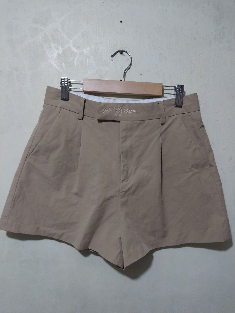 Khaki women shorts (Category: Shorts) located in Manila. Submitted by PrinceDani.Clothing (Listing ID 1461306220, Image 1). Description: khaki brown women shorts Size 27in width 13.5in length excellent condition .
