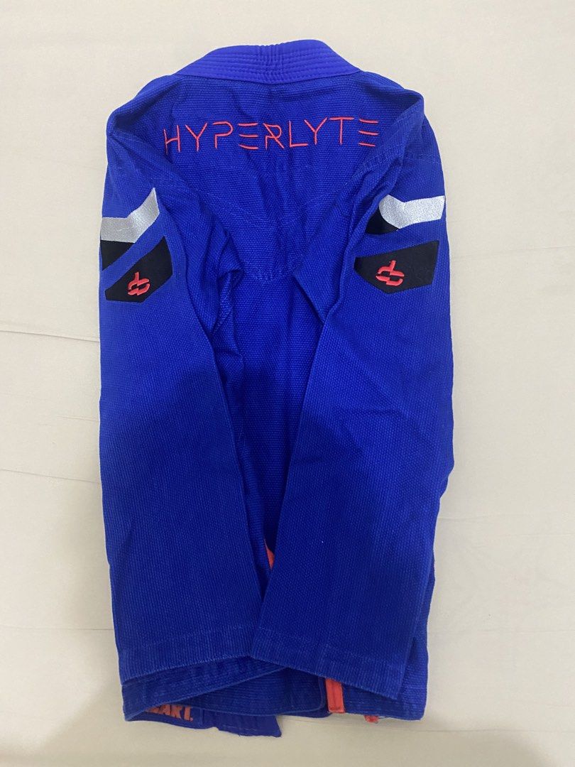 Kimono Gi (Hyperlyte) with free belt (Category: Looking For) located in Manila. Submitted by kido1995 (Listing ID 1461263499, Image 3). Description: FOR SALE: Hyperfly Hyperlyte 3.5 XF Royal Blue BJJ Gi Selling my Hyperfly Hyperlyte 3.5 XF Royal Blue BJJ Gi. Only used a few times and still in good condition. 💙 Size: F0 📏 Recommended Height: 55–60 in / 140–152 cm ⚖️ Recommended Weight: 90–110 lbs / 40.8–49.9 kg ✨ Original Price: ₱9,500 🏷️ Curre