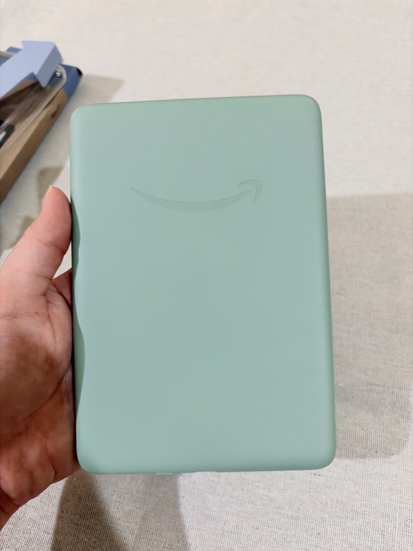 Kindle Basic Matcha 2024 No Ads (11th Gen 16GB) Complete with Accessories (No Issues) (Category: E-Readers) located in Silang. Submitted by delulubean (Listing ID 1461138240, Image 3). Description: Kindle Basic Matcha 2024 (Bought Oct 2025) -No Ads, I paid to have it removed - no issues, has screen protector installed (not tempered) - comes with original packaging and cable (never used) - includes clear case, magnetic flip case and original strap