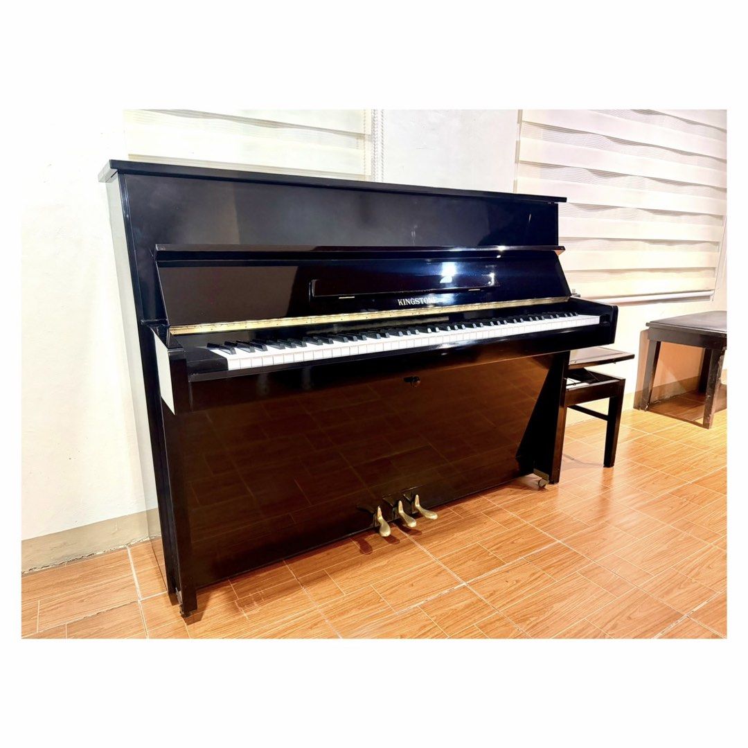 ❗️Kingstone Console Piano (Category: Musical Instruments) located in Cavite. Submitted by filpianosurplus (Listing ID 1461215698, Image 2). Description: ❗️Kingstone Console Piano PRICE: 55,000php ✅Three Pedals ✅️FREE Delivery ✅️FREE Tuning ✅️FREE Piano Chair ✅️FREE Keyboard Cover ✅️FREE Humidity Packet Height - 43 inches / 110cm Length - 58 inches / 147cm Width - 23 inches / 57cm.