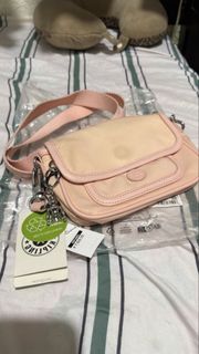 (Category: ) located in . Submitted by auspv_collections (Listing ID 1461285759, Image 1). Description: .