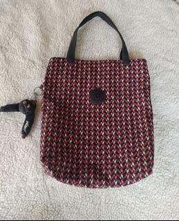 (Category: ) located in . Submitted by thrifted-sheila04 (Listing ID 1461128339, Image 1). Description: .