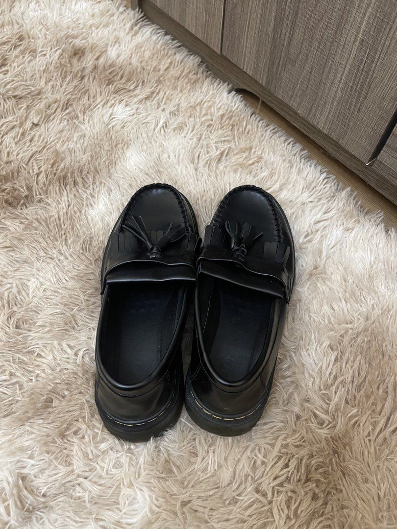 KMY LEATHER LOAFER SHOES (Category: Casual Shoes) located in Concepcion. Submitted by wowsinigangmix (Listing ID 1461266128, Image 3). Description: KMY LEATHER LOAFER SHOES COLOR BLACK SIZE 39 STORED BUT NEVER USED (ONLY FIT) NO BOX.
