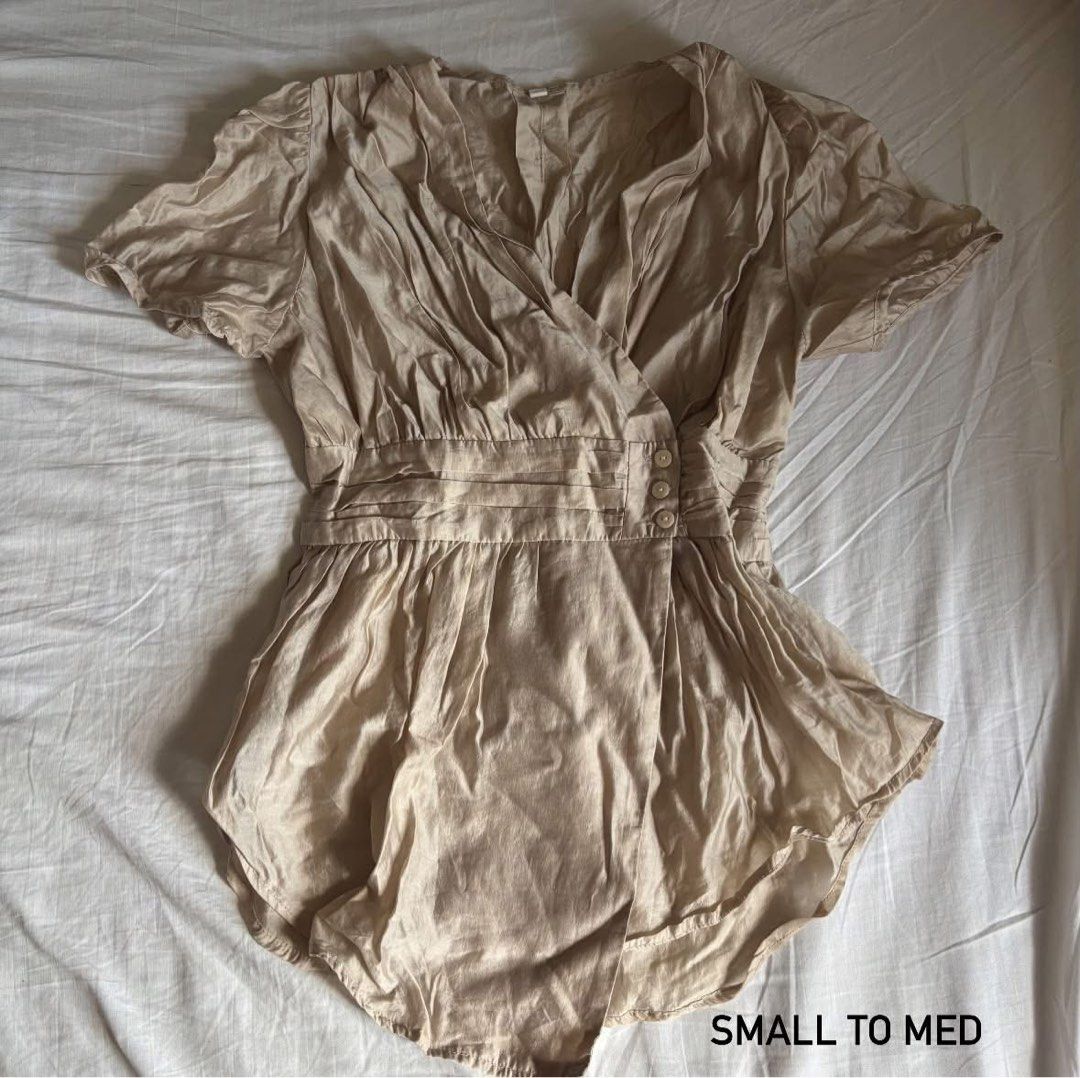 Knitted Chiffon Blouse Bundle Tops (Category: Blouses) located in Binan City. Submitted by mypreloved_haul (Listing ID 1461209553, Image 3). Description: .