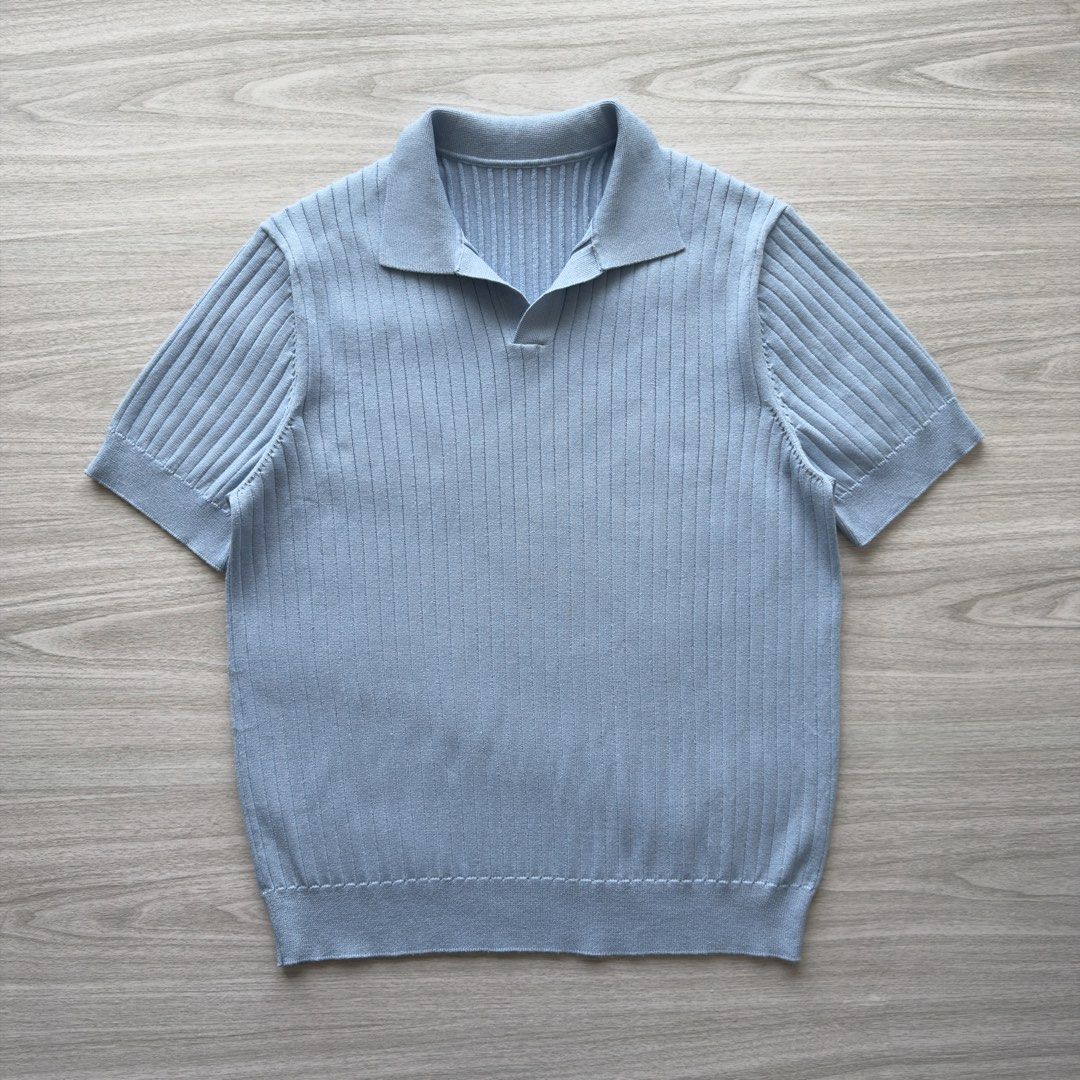 Knitted Shirt (Category: Formal Shirts) located in Zamboanga. Submitted by timelytreasuresthrift (Listing ID 1461141880, Image 1). Description: Knitted Shirt Good Condition W issue. See last 3 photos Actual measurements (Inches): 26 Length 20.5 Armpit to armpit 17 Shoulder 10 Sleeve Php 500 + sf.