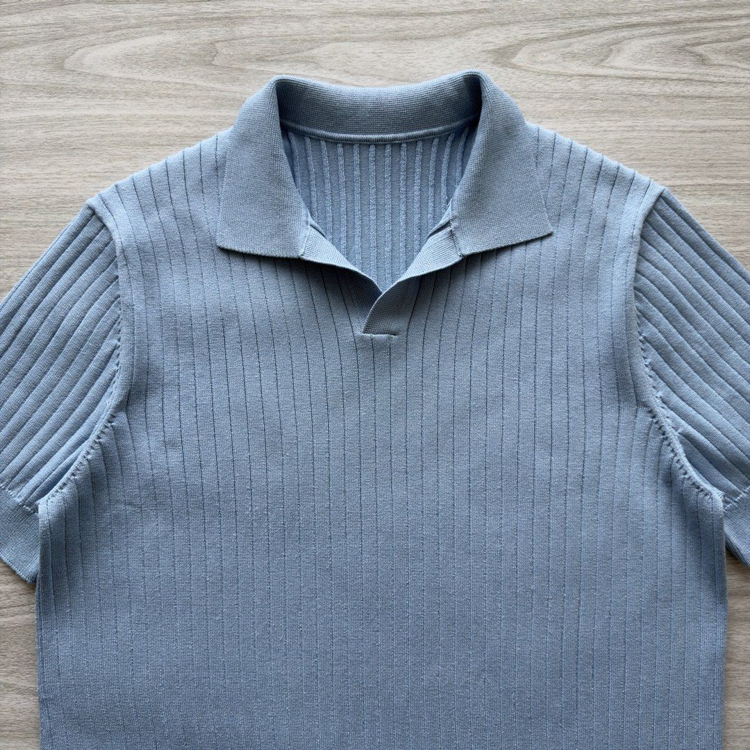 Knitted Shirt (Category: Formal Shirts) located in Zamboanga. Submitted by timelytreasuresthrift (Listing ID 1461141880, Image 2). Description: Knitted Shirt Good Condition W issue. See last 3 photos Actual measurements (Inches): 26 Length 20.5 Armpit to armpit 17 Shoulder 10 Sleeve Php 500 + sf.