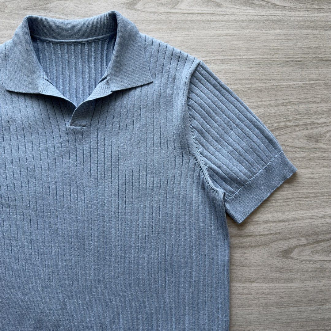 Knitted Shirt (Category: Formal Shirts) located in Zamboanga. Submitted by timelytreasuresthrift (Listing ID 1461141880, Image 3). Description: Knitted Shirt Good Condition W issue. See last 3 photos Actual measurements (Inches): 26 Length 20.5 Armpit to armpit 17 Shoulder 10 Sleeve Php 500 + sf.