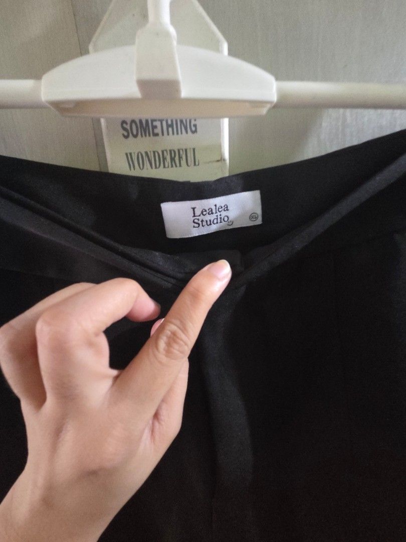 Lealea Studio Black Split Hem Trousers (Category: Other Bottoms) located in Pasig City. Submitted by mitchh.bc (Listing ID 1461214658, Image 2). Description: - Brand: Lealea Studio - sixe xl 30-31 - Color: Black - Fit: Straight leg - Details: Split hem, High waisted - Style: Versatile for work or casual wear, easy to dress up or down.