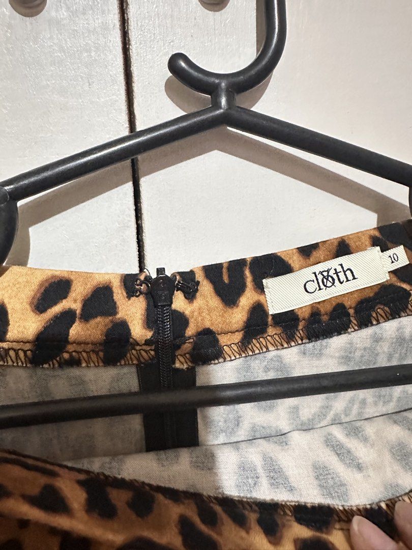 Leopard print skirt (Category: Skirts) located in Tandag. Submitted by kawaiispreloved (Listing ID 1461256623, Image 2). Description: Good as new Small to medium 26-27 waistline Ukay source.