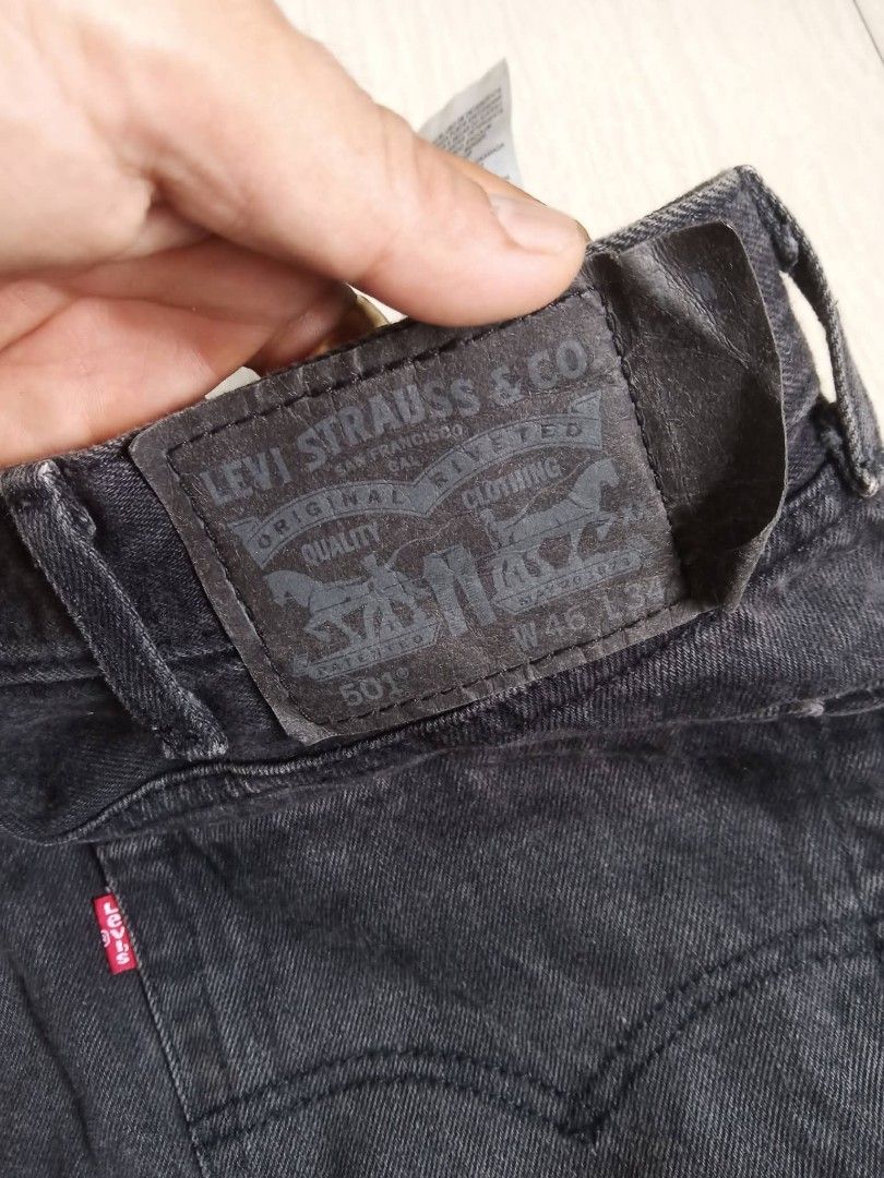 Levi's 501 Jeans W46 Black Button Fly (Category: Jeans) located in Tanay. Submitted by jrgoods (Listing ID 1461256973, Image 3). Description: Levi's 501 jeans button fly black patch for plus size big boys Size 46 Length 45 Hem 9.5 Excellent to new condition No issues 899+ship Tanay Rizal location Shipping Nationwide - Made in Mexico - Great for everyday wear.