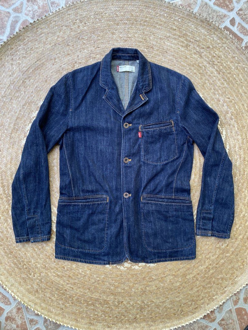 Levi’s Jacket (Category: Coats, Jackets and Outerwear) located in Legazpi City. Submitted by inviteonly (Listing ID 1461215786, Image 2). Description: — 100% cotton — 21” pit to pit on tape — 31” base or collar to hem — 17 1/2” shoulders — 25 3/4” sleeves — 4 1/2” sleeve width — stow-away arcuate shaped pocket flaps — 3-button front closure — notch lapels — functioning sleeve buttons — red tab on breast pocket — sized Medium-95 on tag — casual de