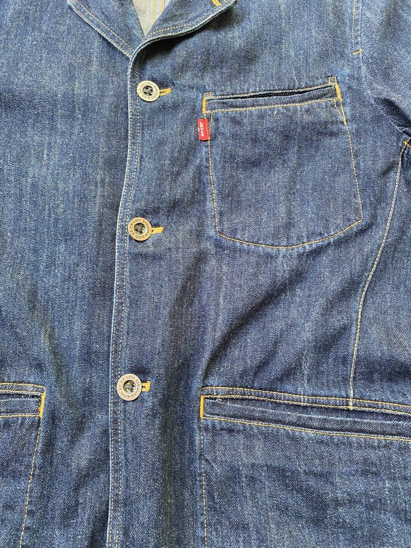 Levi’s Jacket (Category: Coats, Jackets and Outerwear) located in Legazpi City. Submitted by inviteonly (Listing ID 1461215786, Image 3). Description: — 100% cotton — 21” pit to pit on tape — 31” base or collar to hem — 17 1/2” shoulders — 25 3/4” sleeves — 4 1/2” sleeve width — stow-away arcuate shaped pocket flaps — 3-button front closure — notch lapels — functioning sleeve buttons — red tab on breast pocket — sized Medium-95 on tag — casual de
