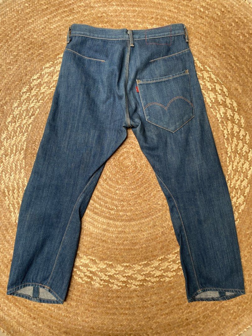 Levi’s RED Jeans (Category: Jeans) located in Legazpi City. Submitted by inviteonly (Listing ID 1461143014, Image 2). Description: — Levi’s RED (Levi’s Red is a high-end, avant-garde experimental line known for irregular seams, unique worker-inspired silhouettes, and premium detailing, whereas regular Levi’s focus on classic, mass-market everyday denim.) — right-hand twill denim using vintage denim looms — green-line selvedge, 100% cotton denim —