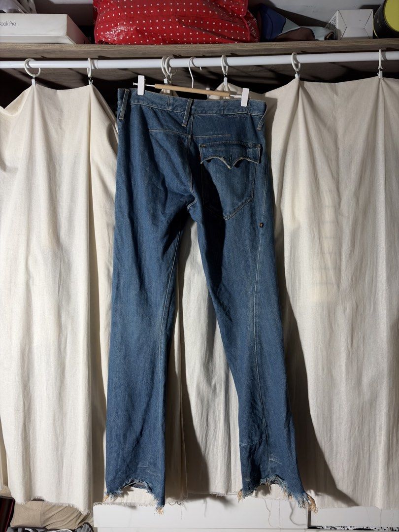 Levi's RED SS02 Bootcut Archive Asymmetrical Denim (Category: Jeans) located in Mandaluyong City. Submitted by jellyace777 (Listing ID 1461138483, Image 3). Description: Archive Asymmetrical Bootcut Levi’s Jeans with twisted hem Waist - 32 Length - 44.5 Leg Opening - 9.5 MOP: Gcash Maya Maribank UB.