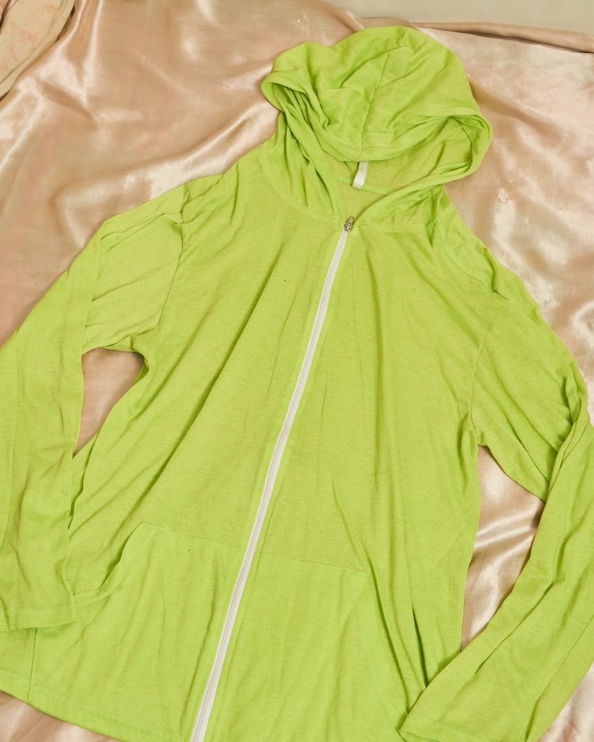 Lime Green Lightweight Hoodie (Category: Coats, Jackets and Outerwear) located in Manila. Submitted by missalmon (Listing ID 1461256990, Image 1). Description: L: 23.4 inches W: 21 inches Comfy fit Cotton loose fit With Hoodie/With Zipper Issue: May himulmol.