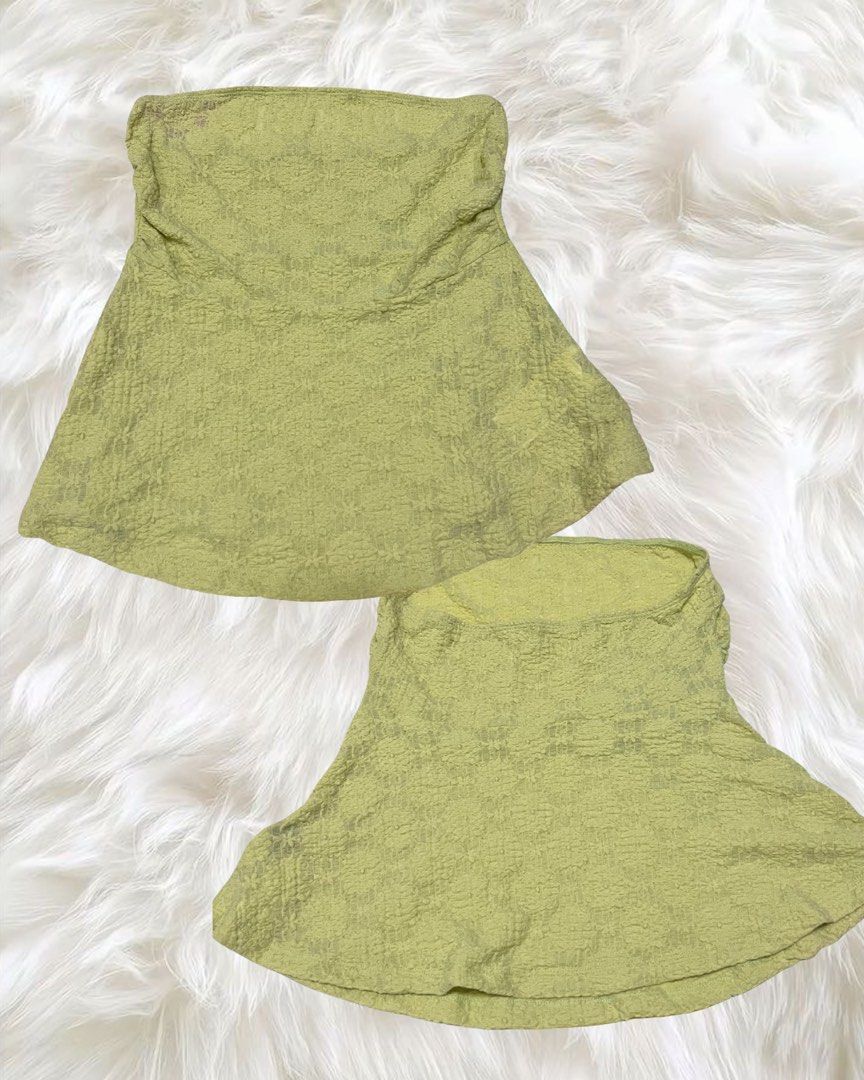 Lime Green Textured Tube Top (Category: Sleeveless) located in Manila. Submitted by love_by_sash (Listing ID 1461293220, Image 1). Description: - Cute lime green tube top - Textured fabric with subtle floral pattern - Strapless design - Slightly flared hem - Versatile for casual or dressy looks - Easy to pair with skirts or shorts.
