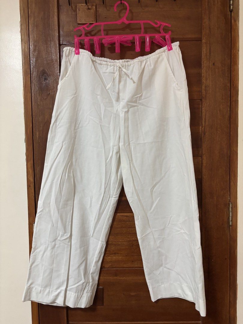 Linen White Wide Leg Pants (Category: Other Bottoms) located in Trece Martires City. Submitted by decluttercloset_niks (Listing ID 1461230902, Image 1). Description: rfs: too big on me but the quality of linen is good im thinking of buying a size smaller 📍 Trece Martires, Cavite 💸 MOP: GCash / Metrobank 🛵 MOD: Lalamove • Pay first — buyer shoulders the delivery fee. • For clothes, I do next-day delivery so I can properly prepare your order bef